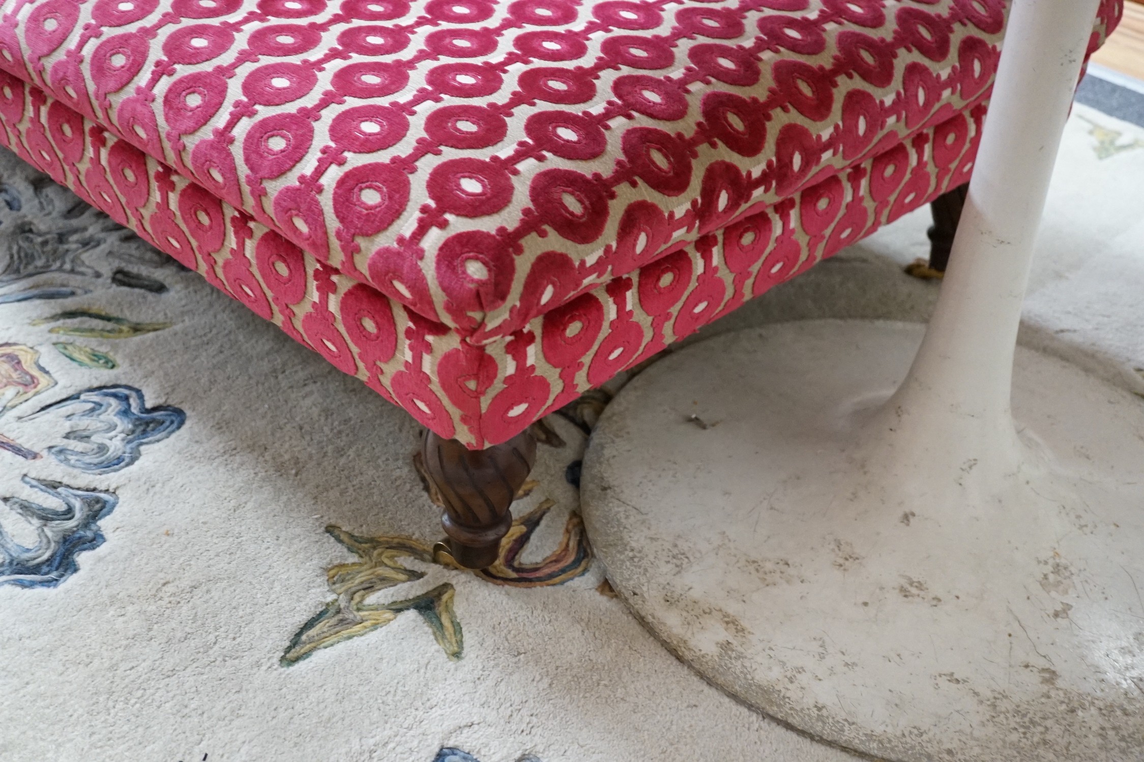 A large Victorian style stool, width 126cm, depth 80cm, height 33cm *Please note the sale commences at 9am.